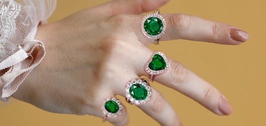 Why Buy Beautiful & Unique Emerald Engagement Rings